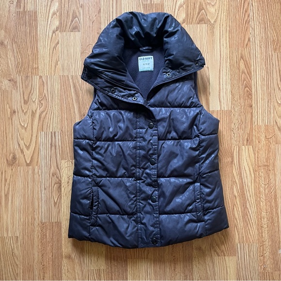 Old Navy - Grey Leopard Print Vest - Picture 3 of 6